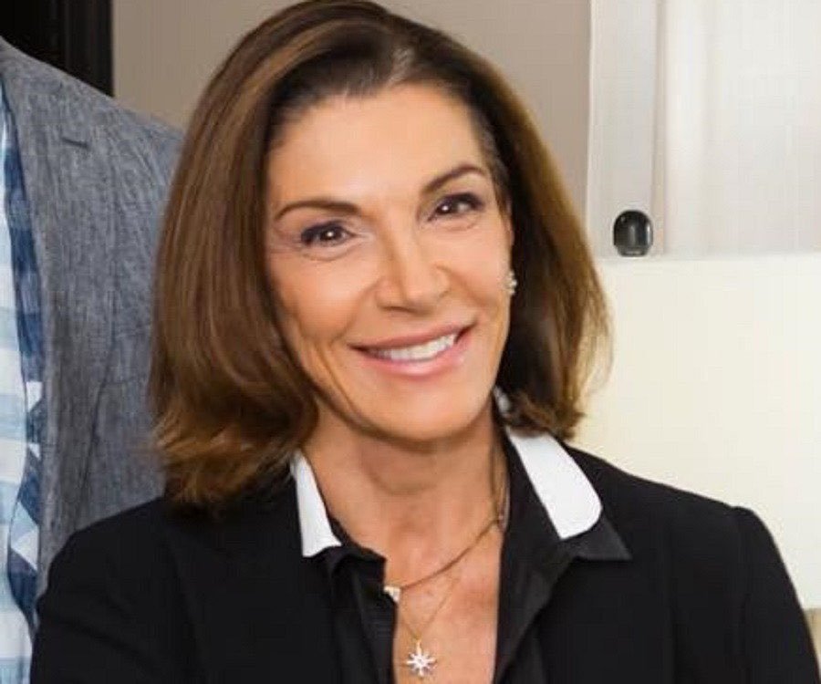 Hilary farr tits