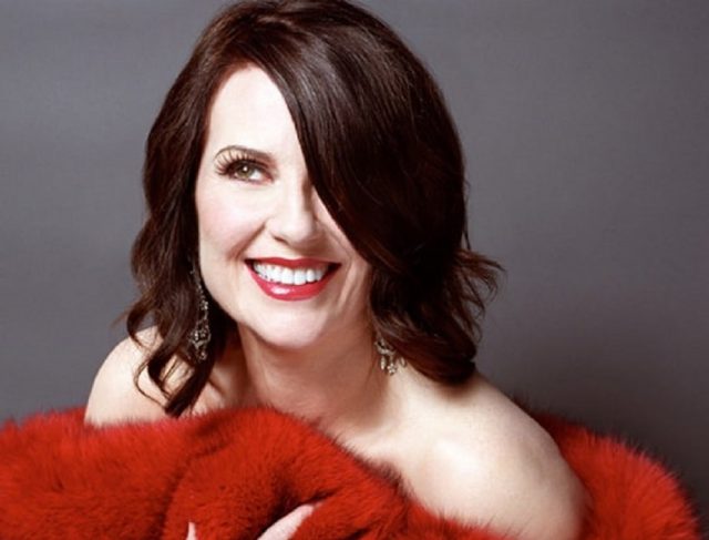 Megan Mullally Measurements Bra Size Height Weight