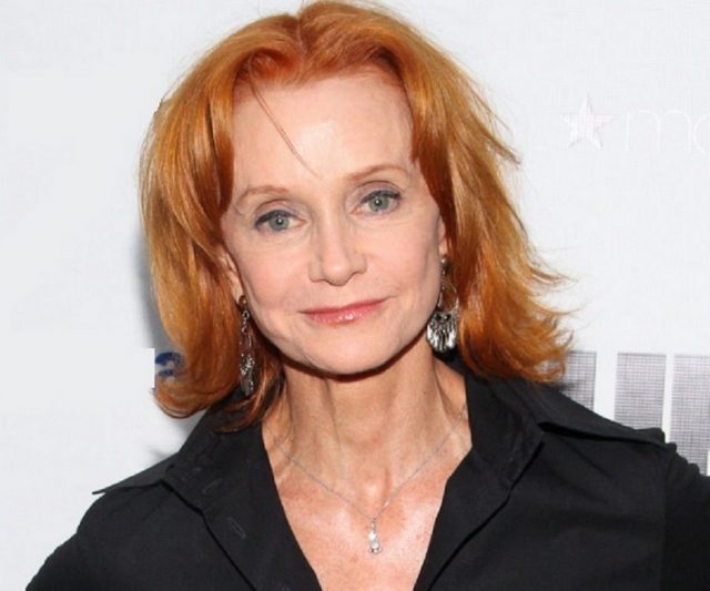 Swoosie Kurtz Measurements Bra Size Height Weight