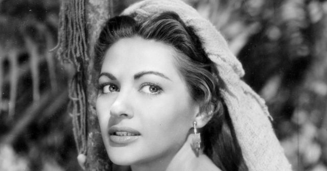 Yvonne De Carlo Measurements Bra Size Height Weight