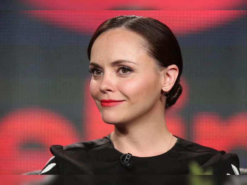 greutatea lui christina ricci)