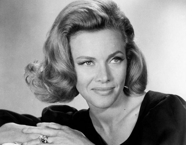 Honor Blackman Measurements Bra Size Height Weight