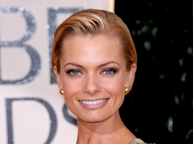 Jaime Pressly Measurements Bra Size Height Weight