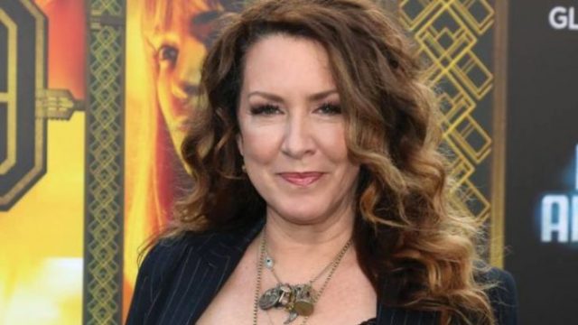 Joely Fisher Measurements Bra Size Height Weight