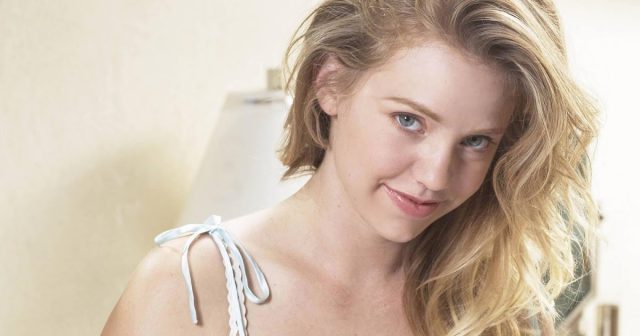 Kelli Garner Measurements Bra Size Height Weight