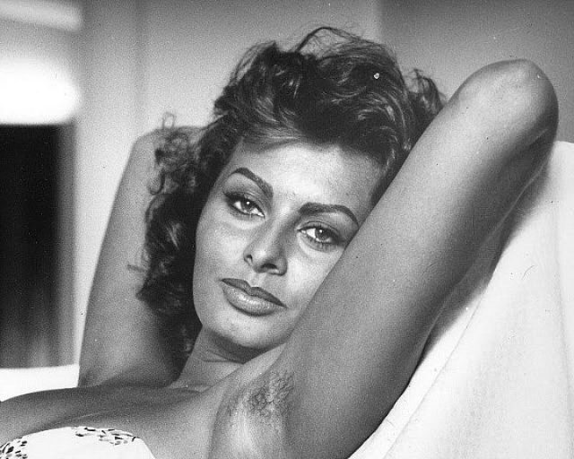 Sophia Loren Measurements Bra Size Height Weight
