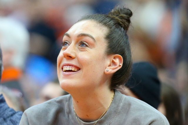 Breanna Stewart Measurements Shoe Size Height Weight