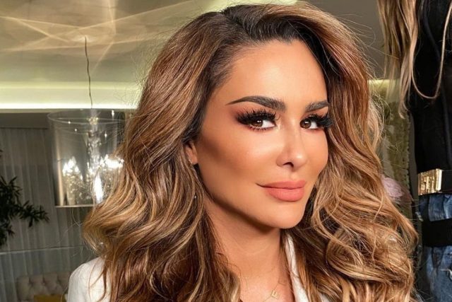 Ninel Conde Measurements Bra Size Height Weight