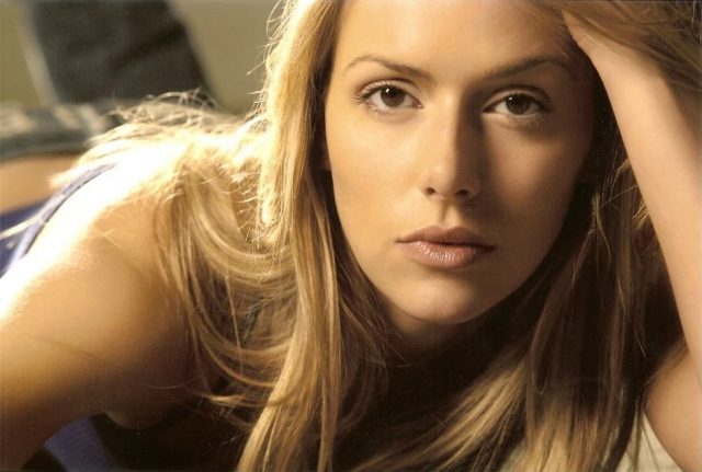 Allison McAtee Measurements Bra Size Height Weight