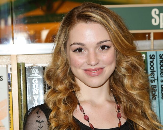 Jennifer Stone Measurements Bra Size Height Weight