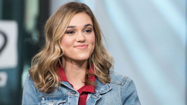 Sadie Robertson Measurements Bra Size Height Weight