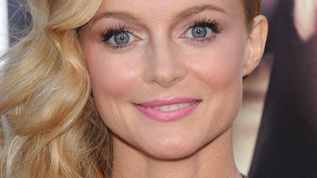 Heather Graham Bra Size