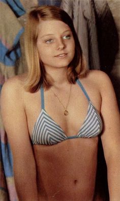 Jodie Foster Bra Size