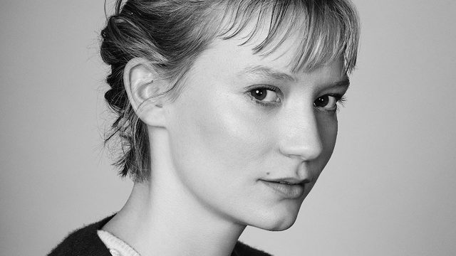 Mia Wasikowska
