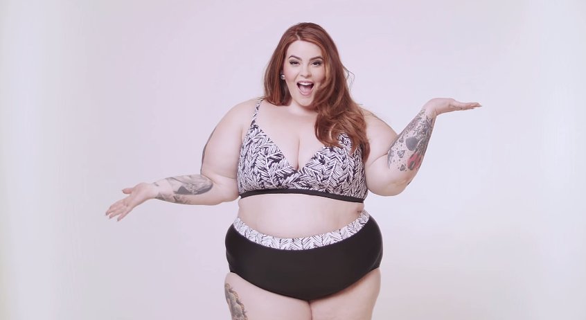 Tess Munster Wearing Patterned Bikini Showing Body