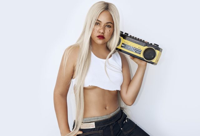Kat DeLuna