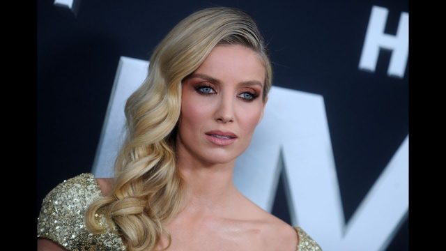 Annabelle Wallis